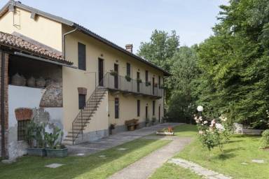 Case vacanza a Cisliano, vacanze in Lombardia - HomeToGo