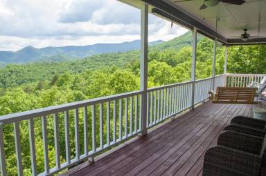 House Hiawassee