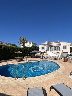 Villa Benijófar