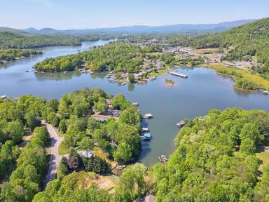 House Hiawassee