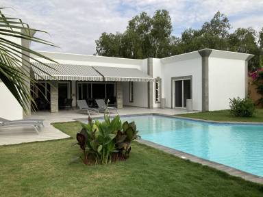 Villa Saly