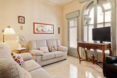 Locations et appartements de vacances à Figueres - HomeToGo