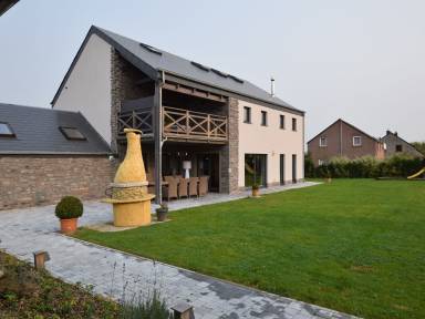 Villa Balkon Septon