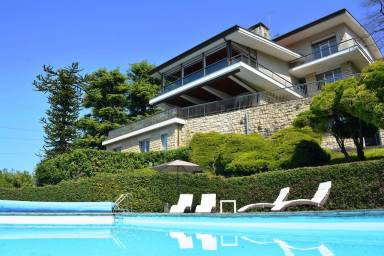 Villa Yard Mandello del Lario