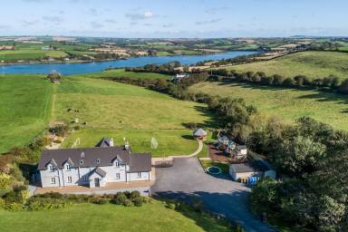 House Kinsale