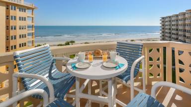 Condo Pool Coronado Shores