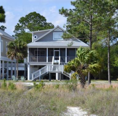 House Carrabelle