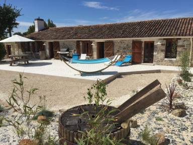 Farmhouse Pet-friendly La Jonchère