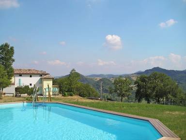 Villa Piscina Medesano