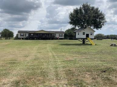 Farmhouse Pet-friendly Victoria