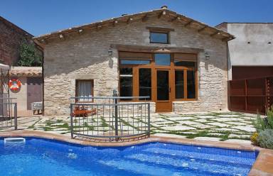 Villa Bañolas
