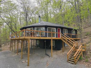 Cabin Balcony/Patio Great Cacapon