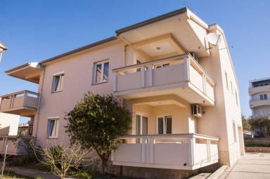 Ferienwohnung Küche Novalja
