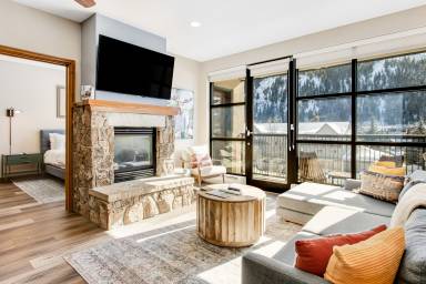 Condo Avon