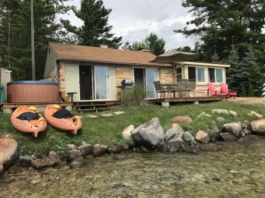 Cottage Mullett Lake