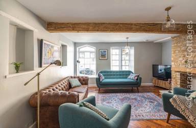 Charming traditional holiday cottages in Tetbury - HomeToGo