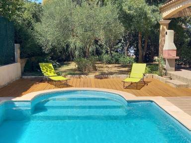Villa Wi-Fi Comps