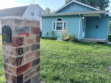 House Pet-friendly Gallatin