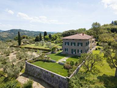 Villa Lastra a Signa