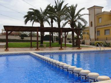 Villa Los Montesinos