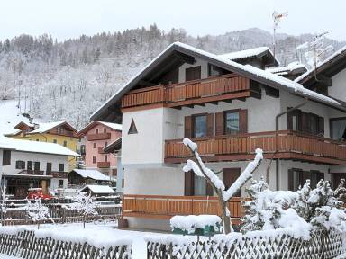 Casa vacanze a Sagron Mis: soggiorni con vista sulle Dolomiti - HomeToGo