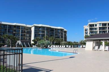 Condo Litchfield Beach