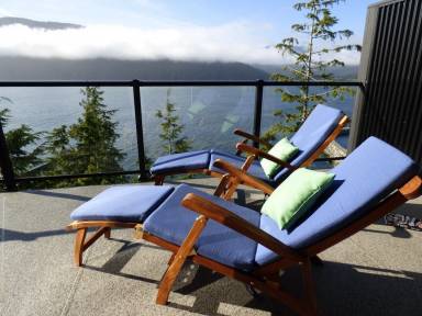 Cottage Port Renfrew