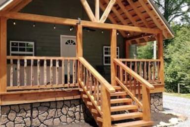 Cabin Kitchen Summersville